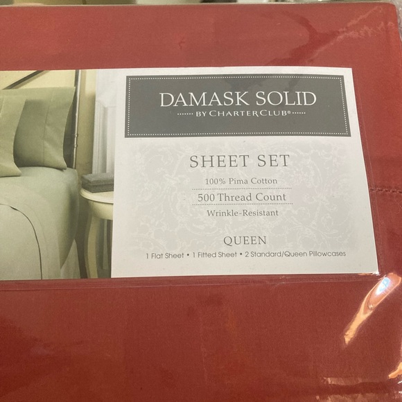 (NWT) Damask Solid 500 thread count Queen Sheet set 100%...